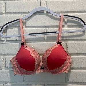 Victoria’s Secret Dream Angels Push-Up Bra 34C